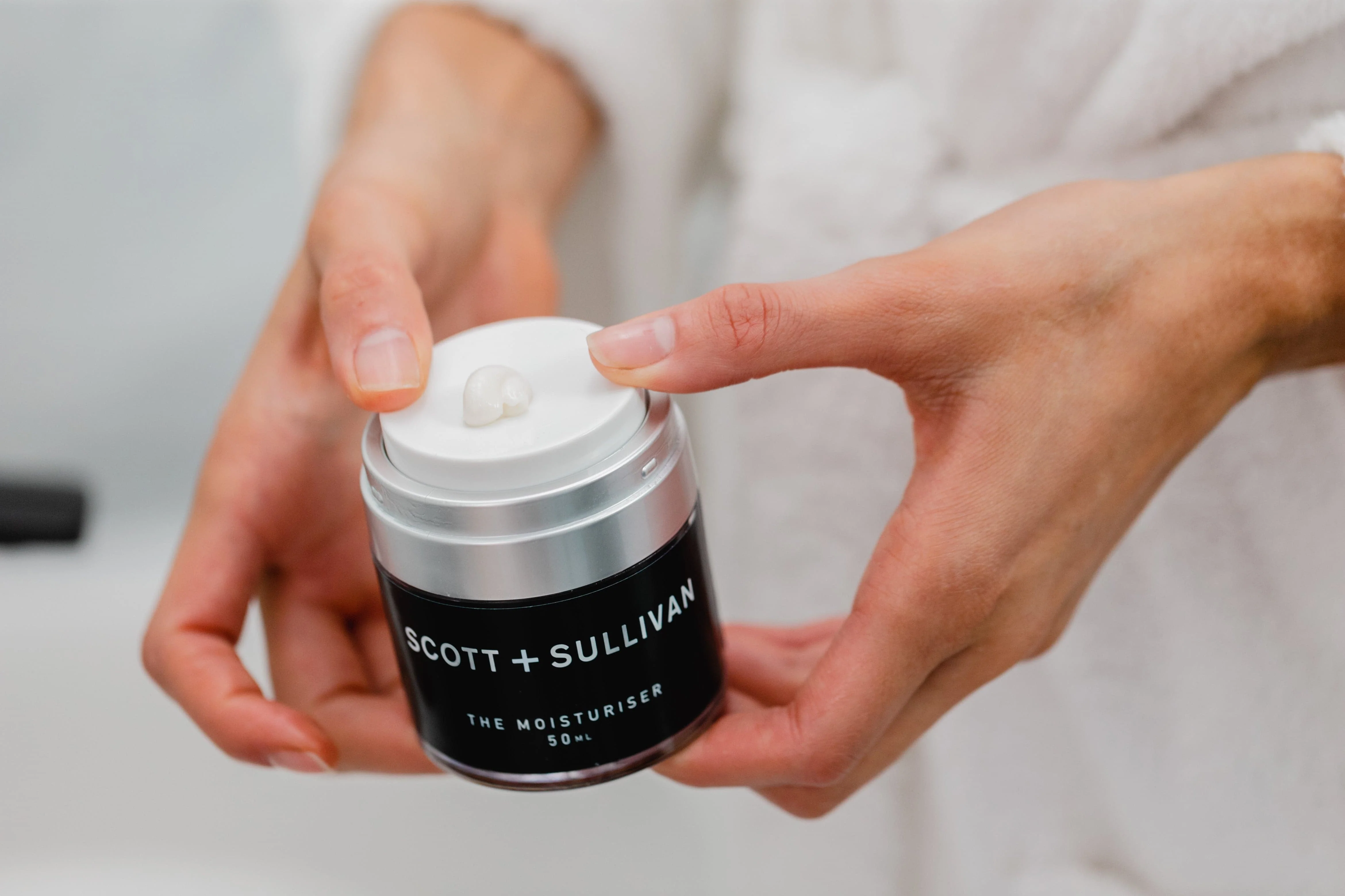 The Moisturiser 50g - Image 4